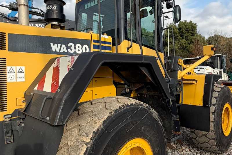 OmecoHub - Immagine KOMATSU WA380-6